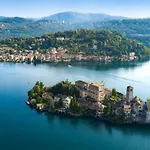 Tra I Laghi 3*