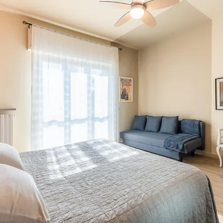 Tra I Laghi Casale Corte Cerro