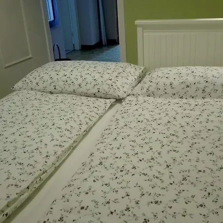 Tra I Laghi Nocleg ze śniadaniem 3*